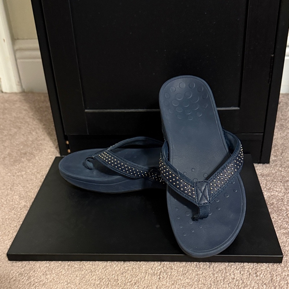 Vionic Navy Blue Rhinestone Thong Sandals